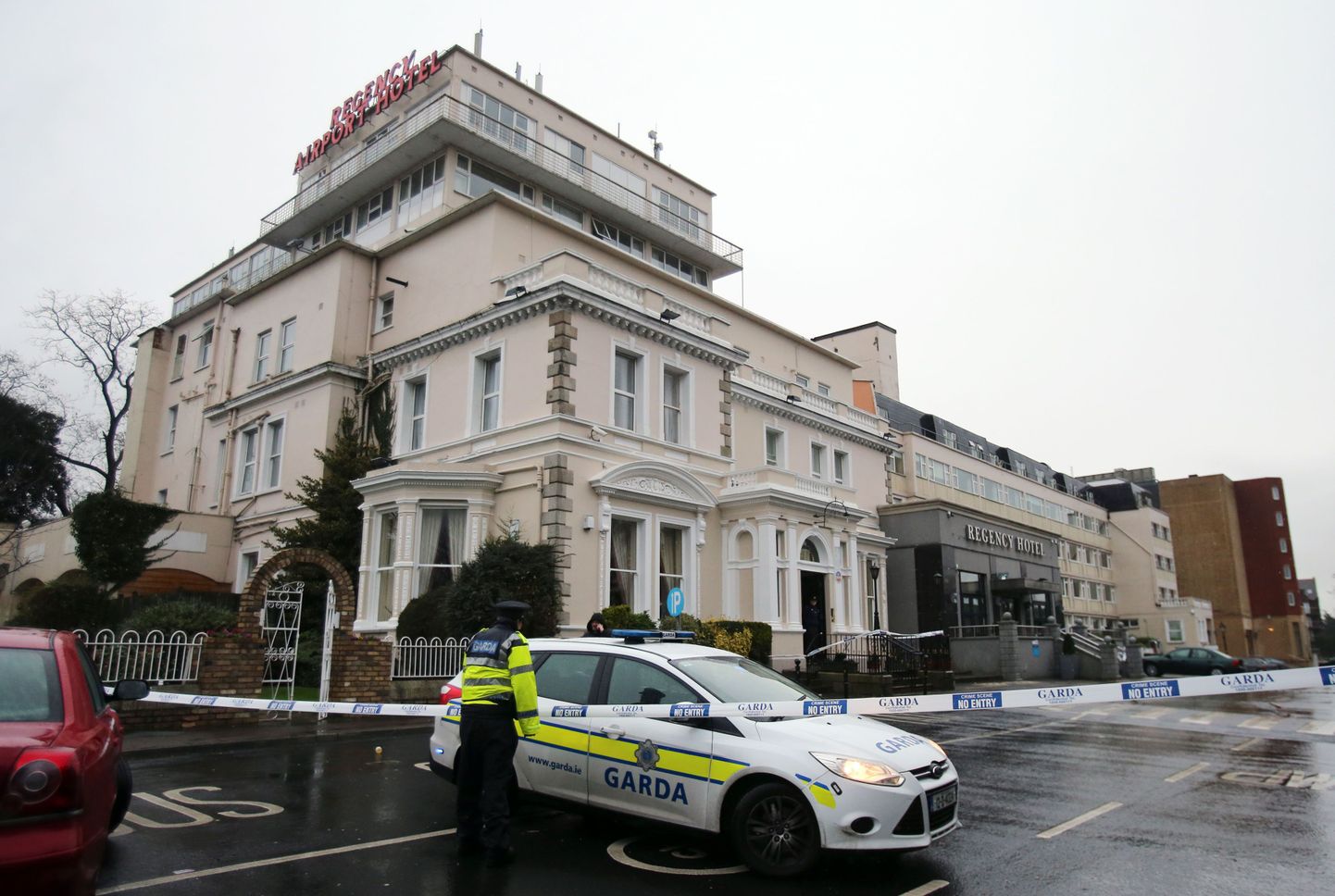 Dublinis Regency hotellis toimunud tulistamine nõudis vähemalt ühe inimelu.