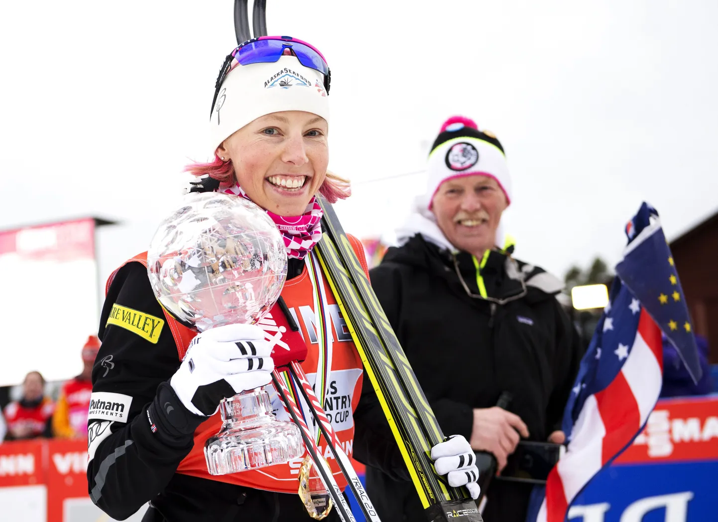Kikkan Randall (vasakul).