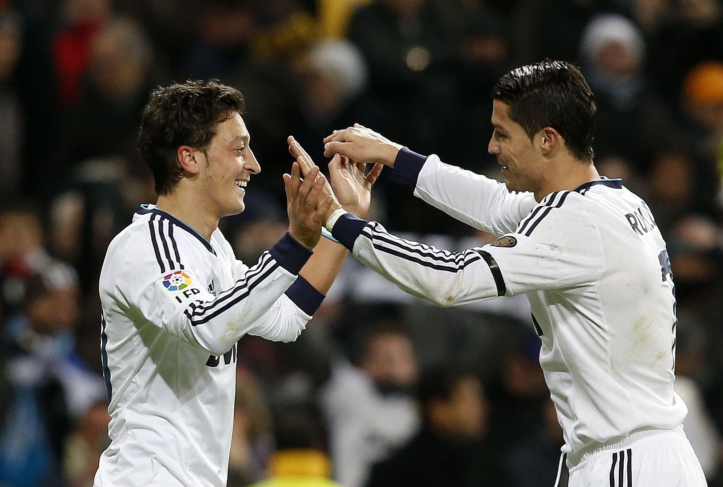 Madridi Reali mängijad Mesut Özil ja Cristiano Ronaldo.