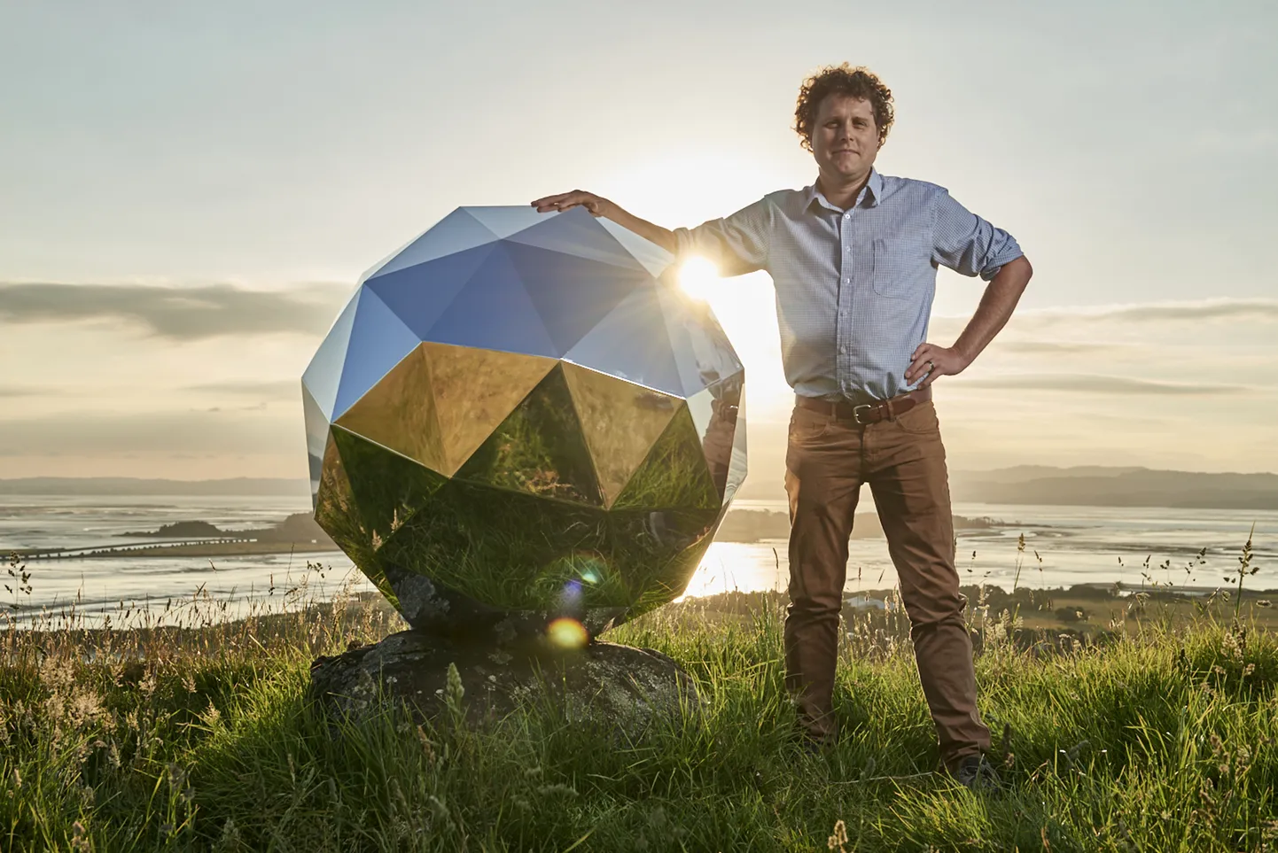 Rocket Labi juht Peter Beck oma vaimusünnitisega.