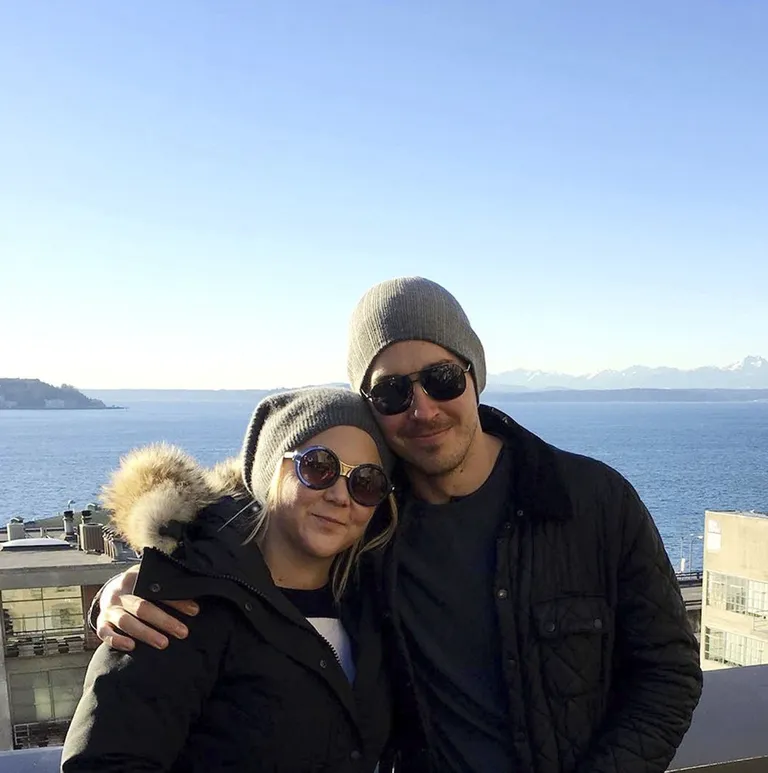 Amy Schumer kallima Ben Hanischiga (Xposure)