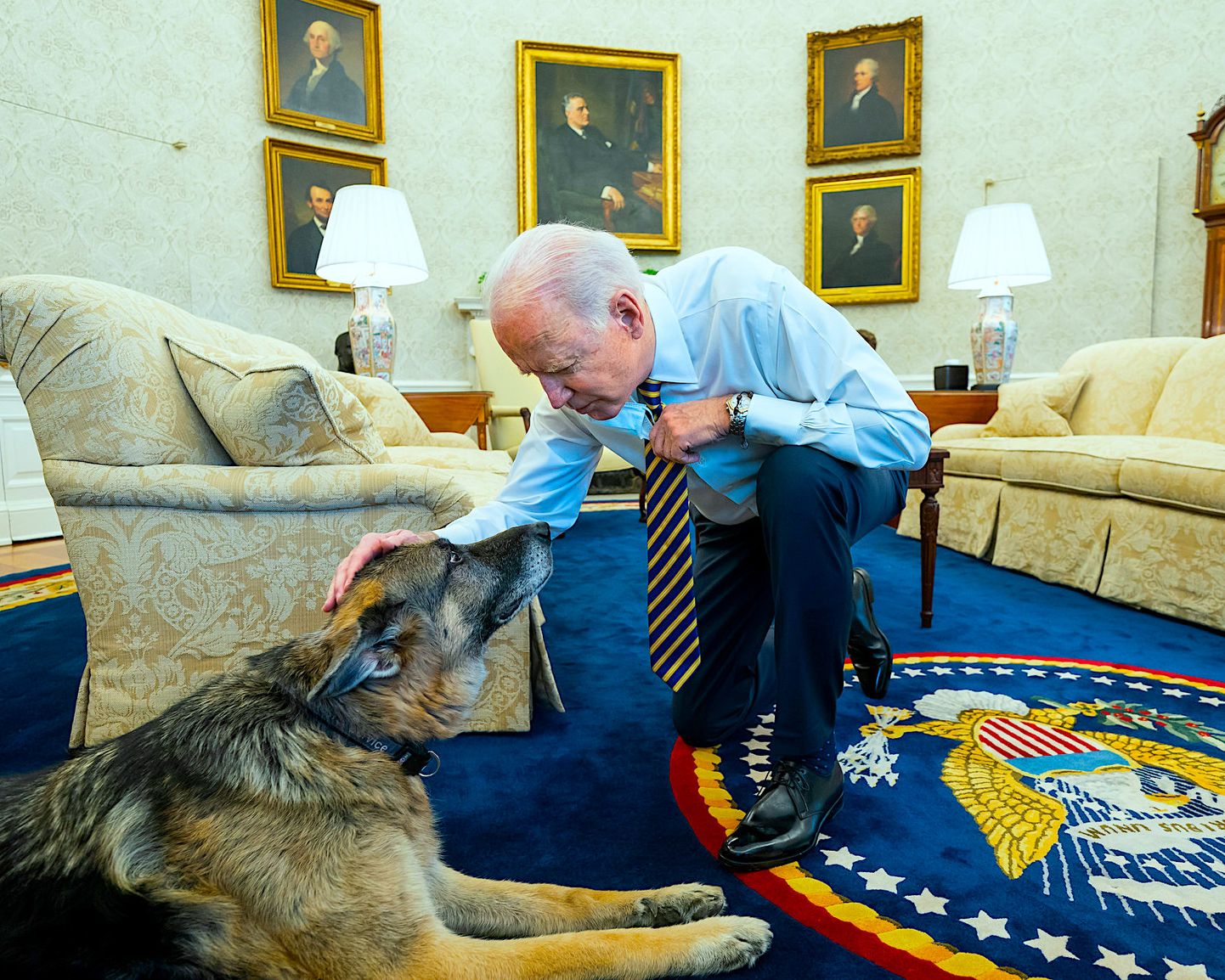 Joe Biden oma koeraga