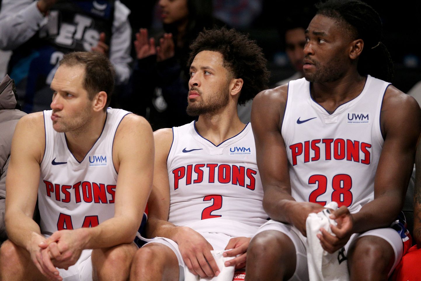 Detroit Pistonsi ässad on põhjendatult mures. Vasakult: Bojan Bogdanovic, Cade Cunningham ja Isaiah Stewart.