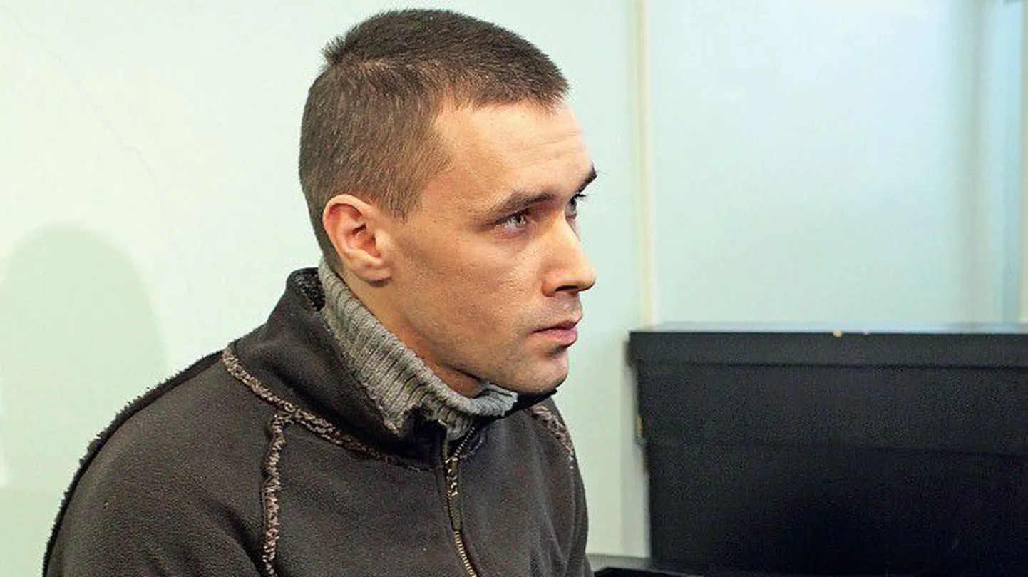 Знакомые и сослуживцы характеризуют обвиняемого в убийстве Вячеслава Баюка как скромного и хорошего человека.