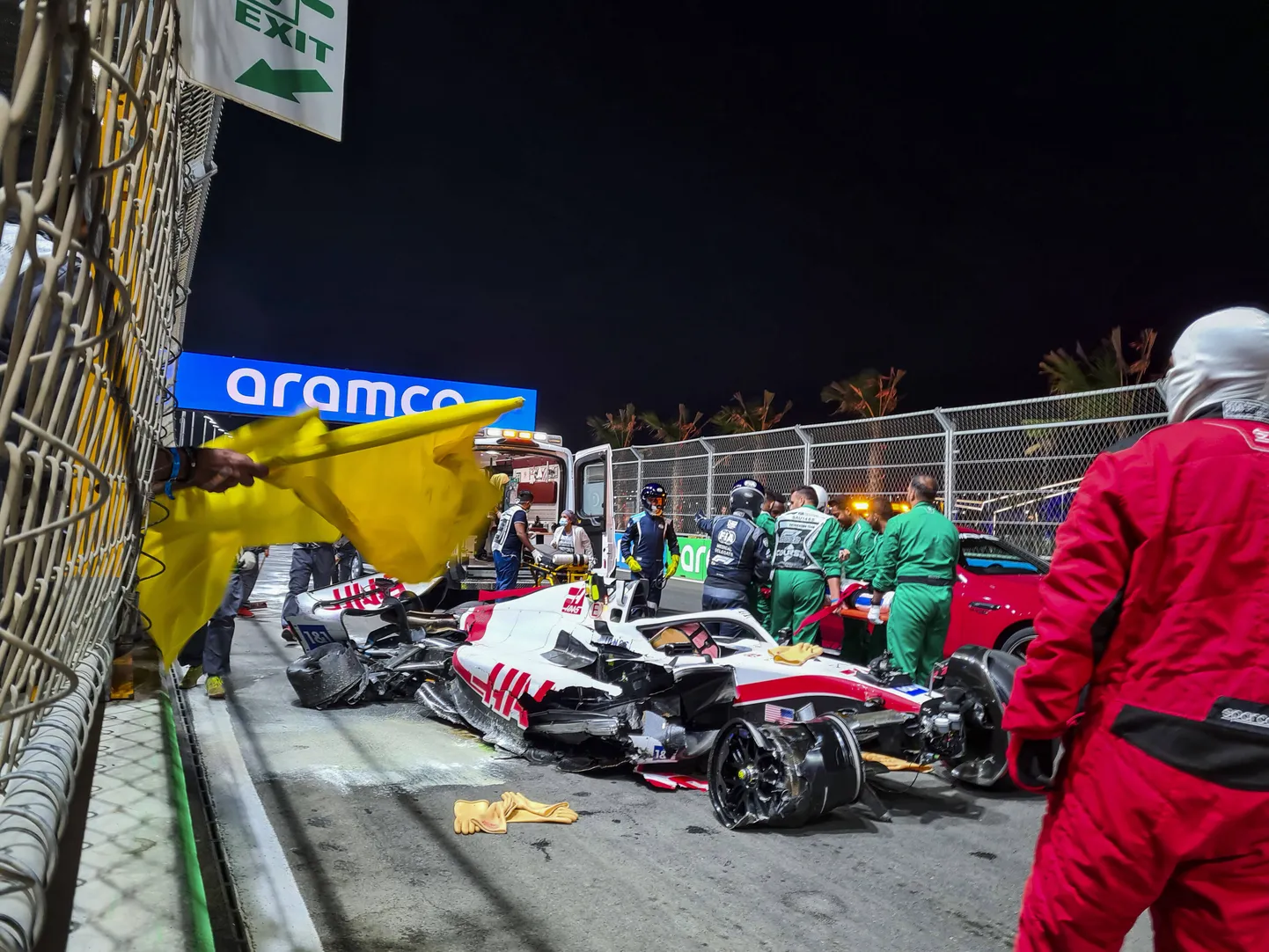 Mick Schumacheri vormelist ei jäänud palju alles.