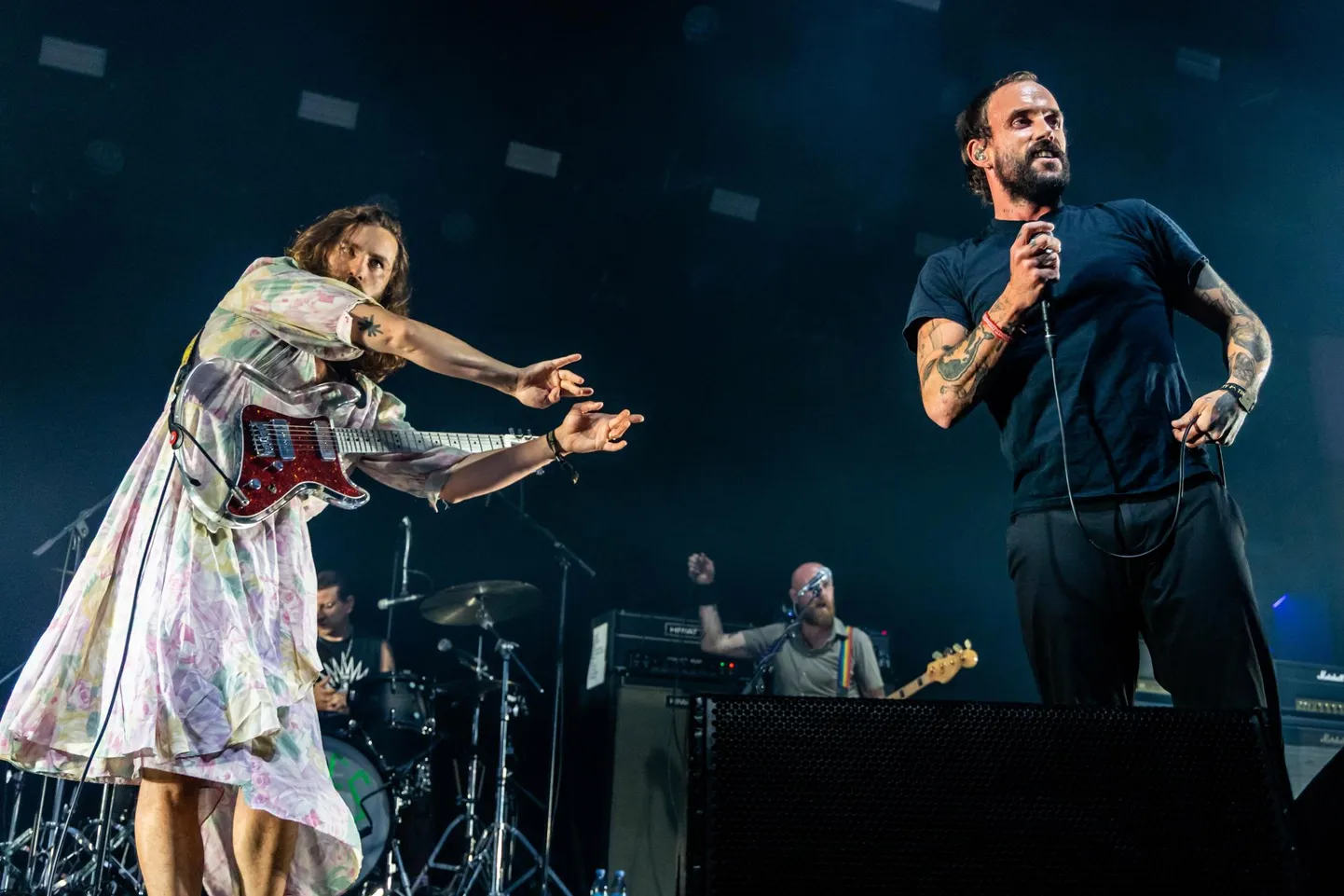 Joe Talbot ja Mark Bowen ansamblist IDLES Roskilde festivalil. FOTO: Imago/gonzales Photo/erling Brodersen
