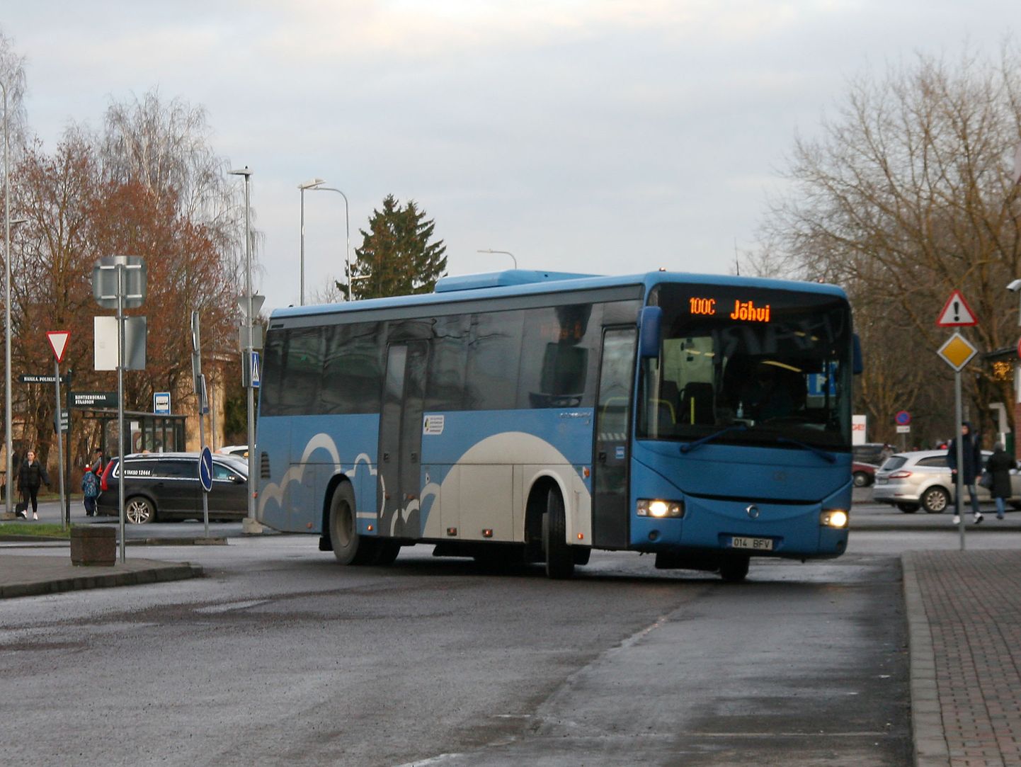 Газовые автобусы, которые выйдут на уездные маршруты в следующем году, вскоре могут смениться водородными автобусами.