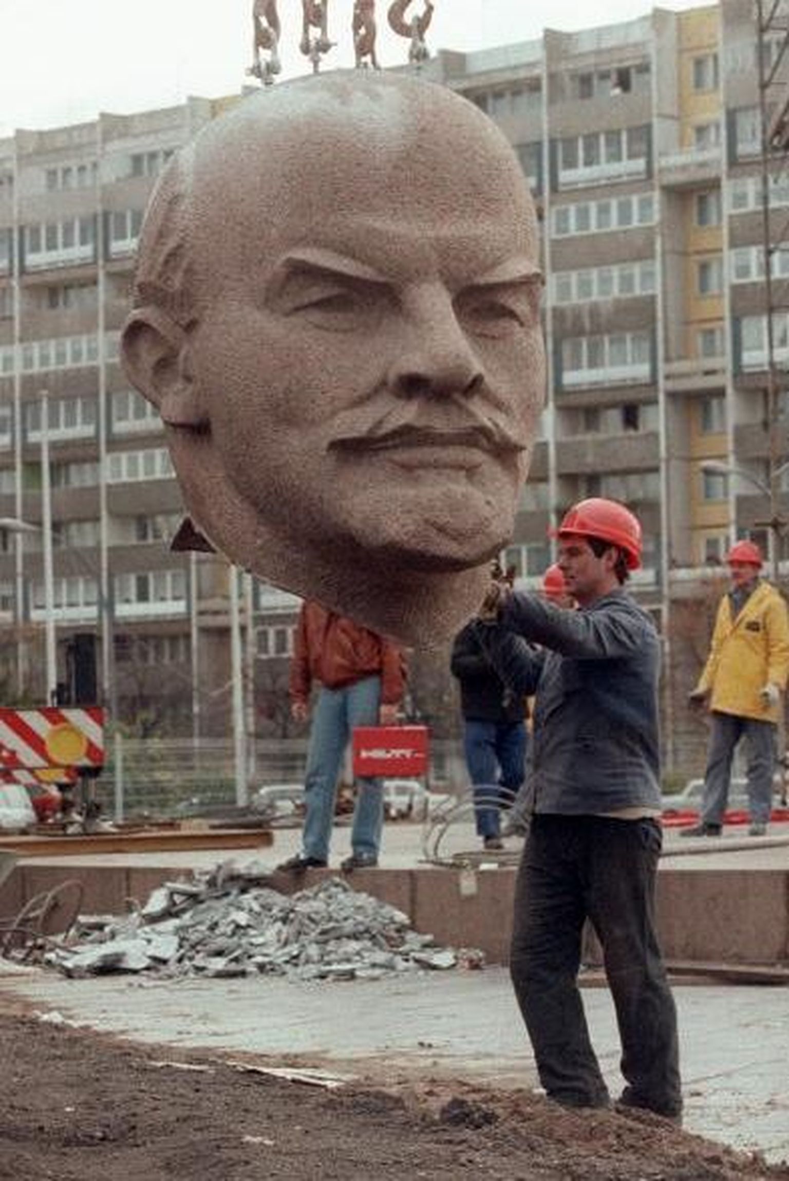Lenini peaskulptuur