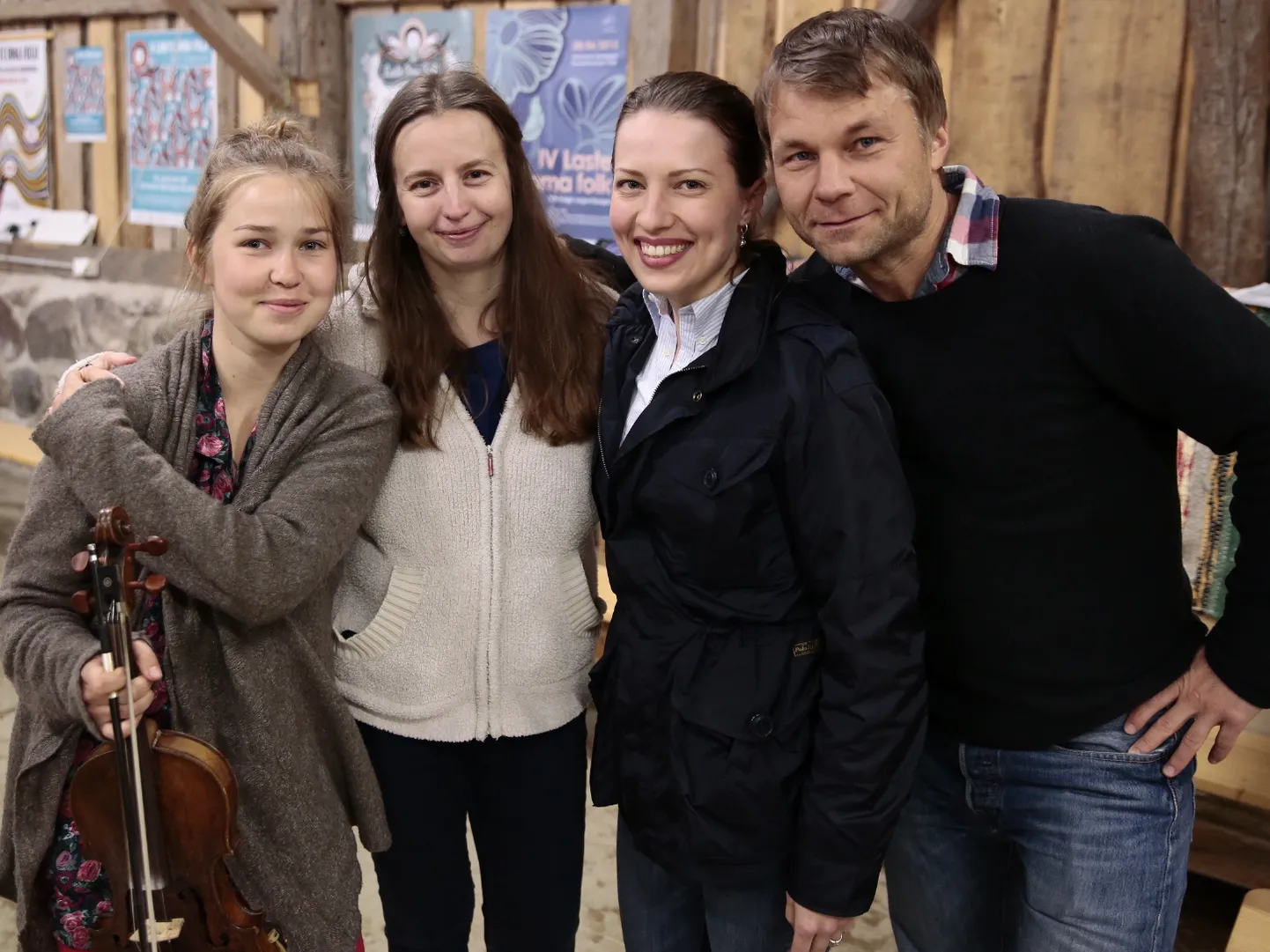 Pildil IV Laste OMa Folgi juhendajad: Lee Taul, Kristi Alas, Ida Elina (Soome), Daniel Wikslund (Rootsi)