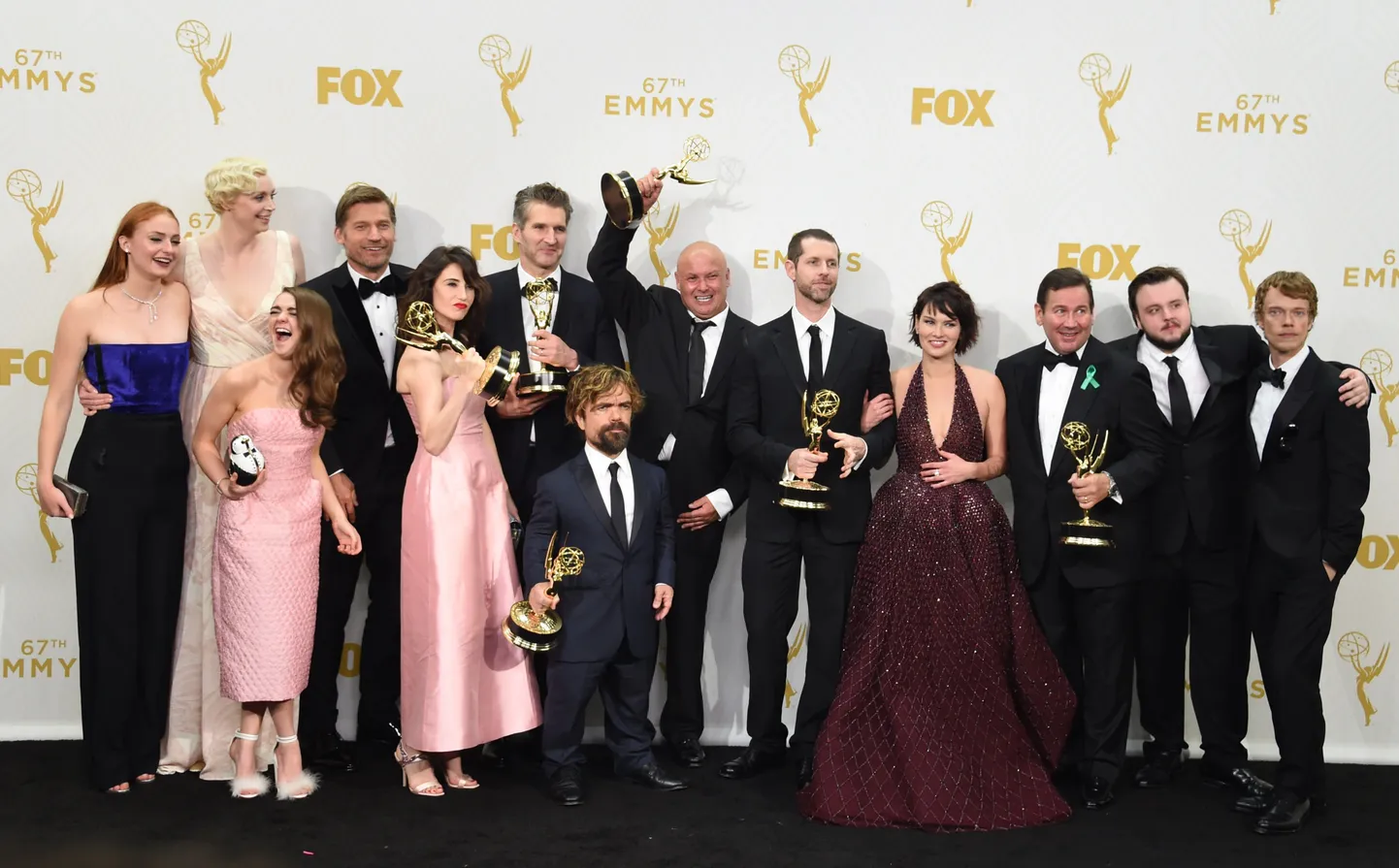 «Troonide mängu» tegijad ja tähed. Alfie Allen on paremalt esimene.