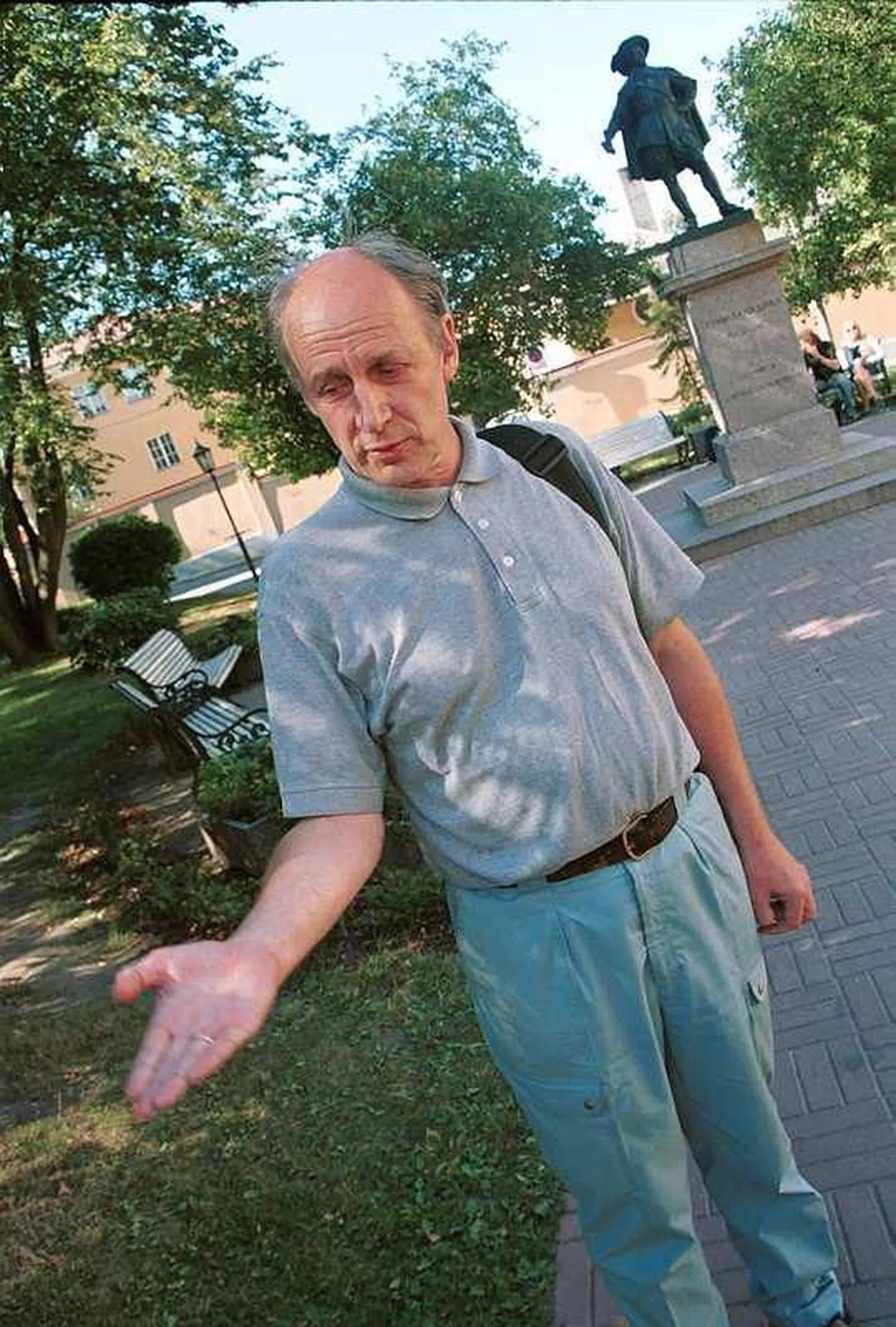 Professor Tiit-Rein Viitso