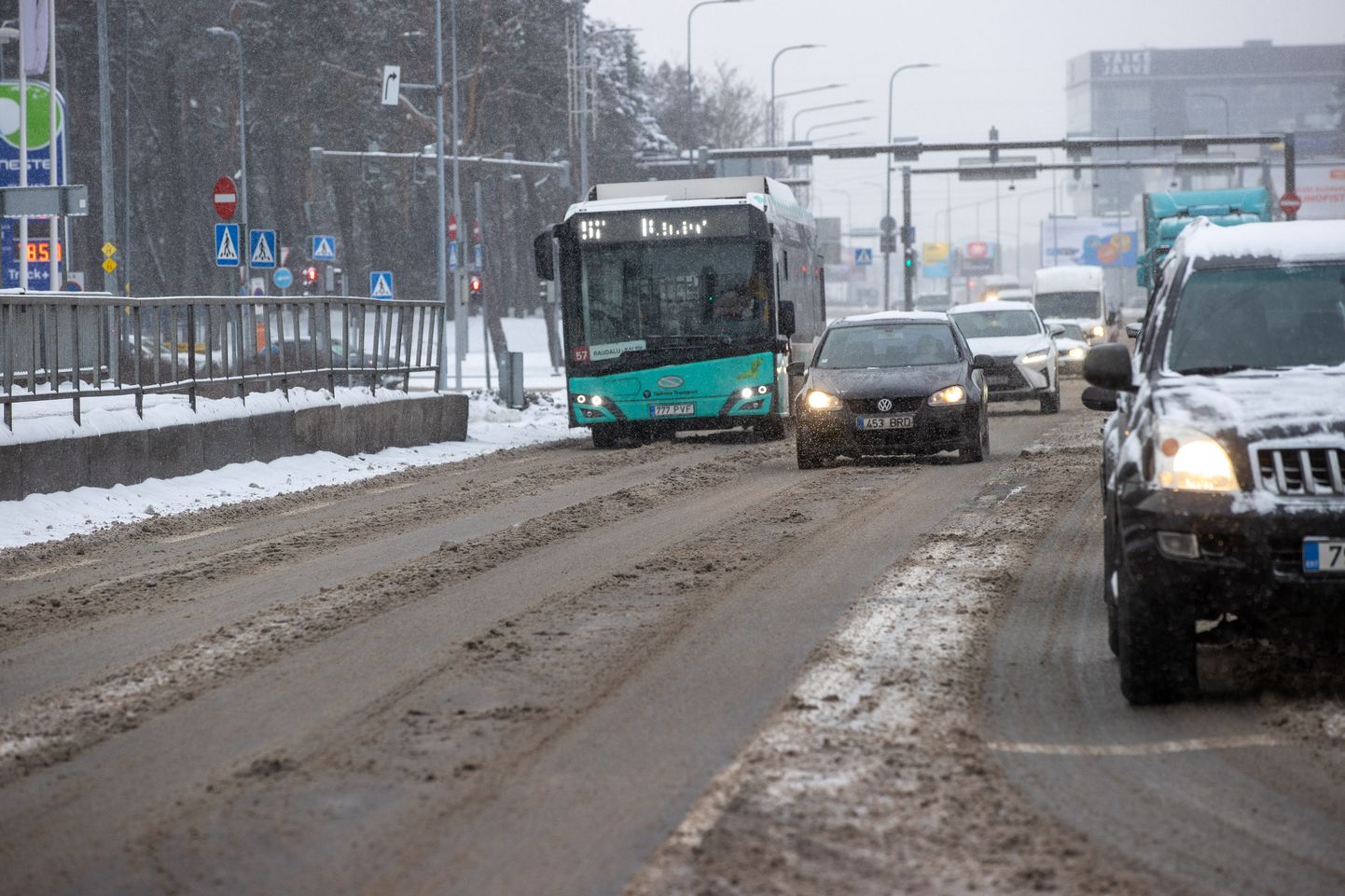 Lumised teeolud Tallinnas ja Harjumaal. Foto on illustratiivne.