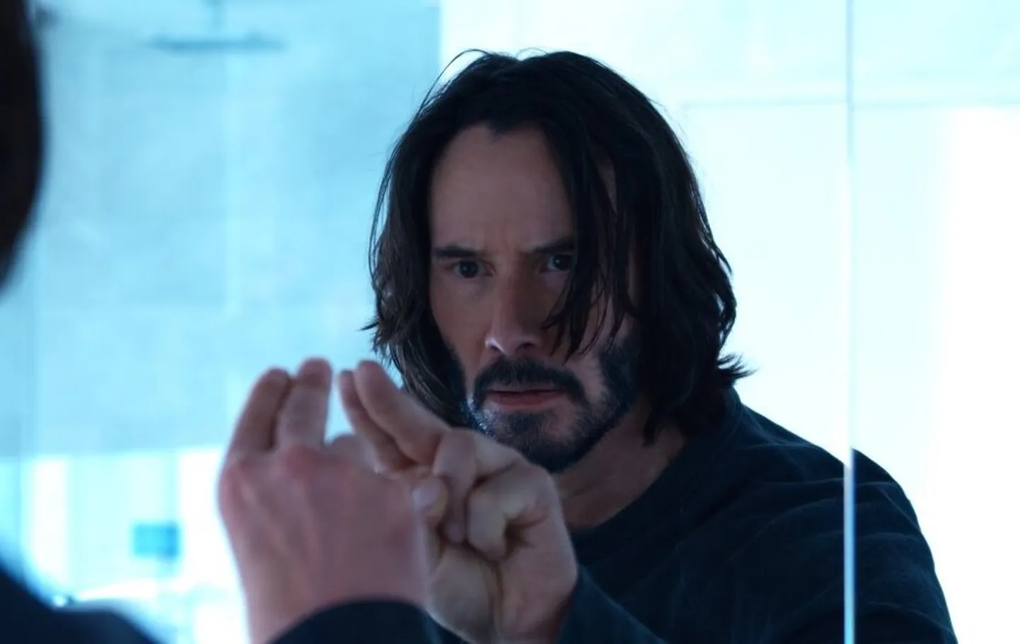 Keanu Reeves filmis «Matrix: ülestõusmine»