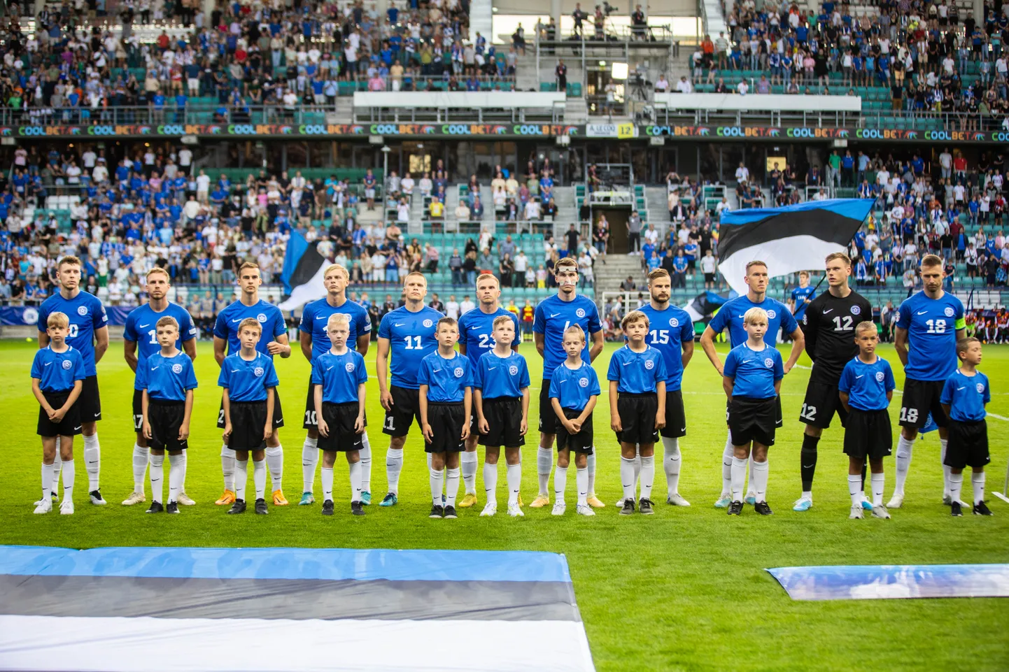 Eesti jalgpallikoondis Lilleküla staadionil.