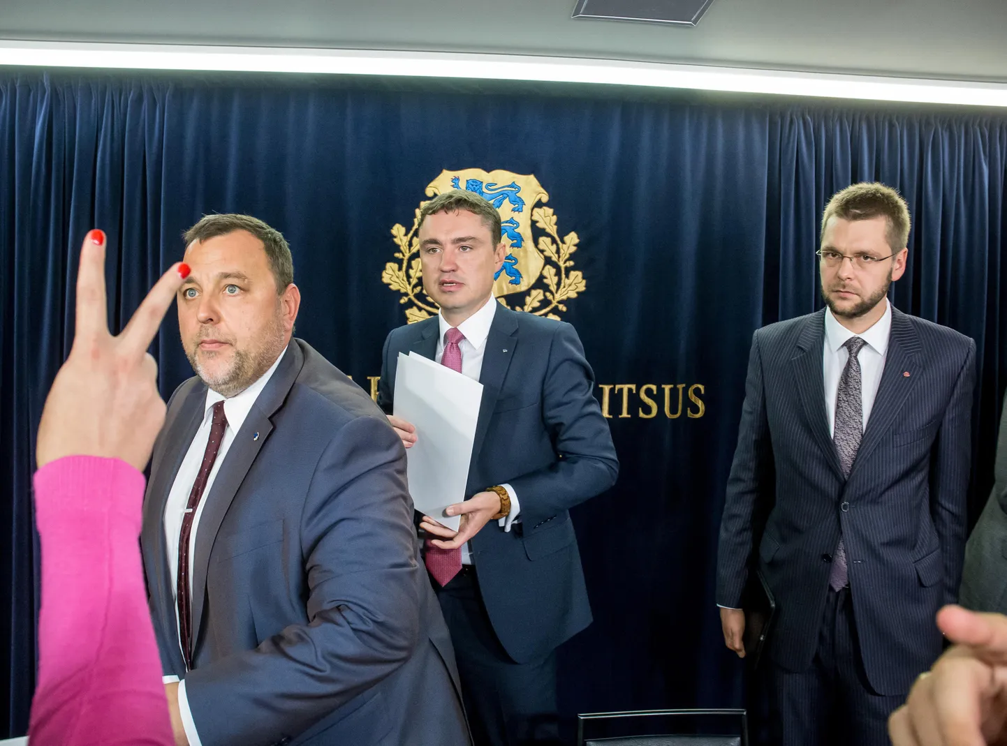 Премьер-министр Таави Рыйвас, министр здравоохранения и труда Евгений Осиновский и министр финансов Свен Сестер - это люди, чье слово что-то стоит в правительстве.
