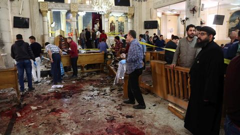 Kahes Egiptuse kopti kirikus kärgatasid pommid