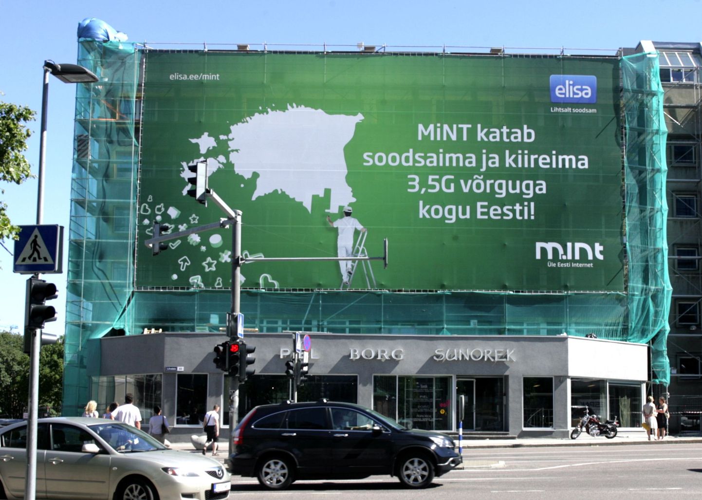 Elisa reklaam Tallinna kesklinnas.