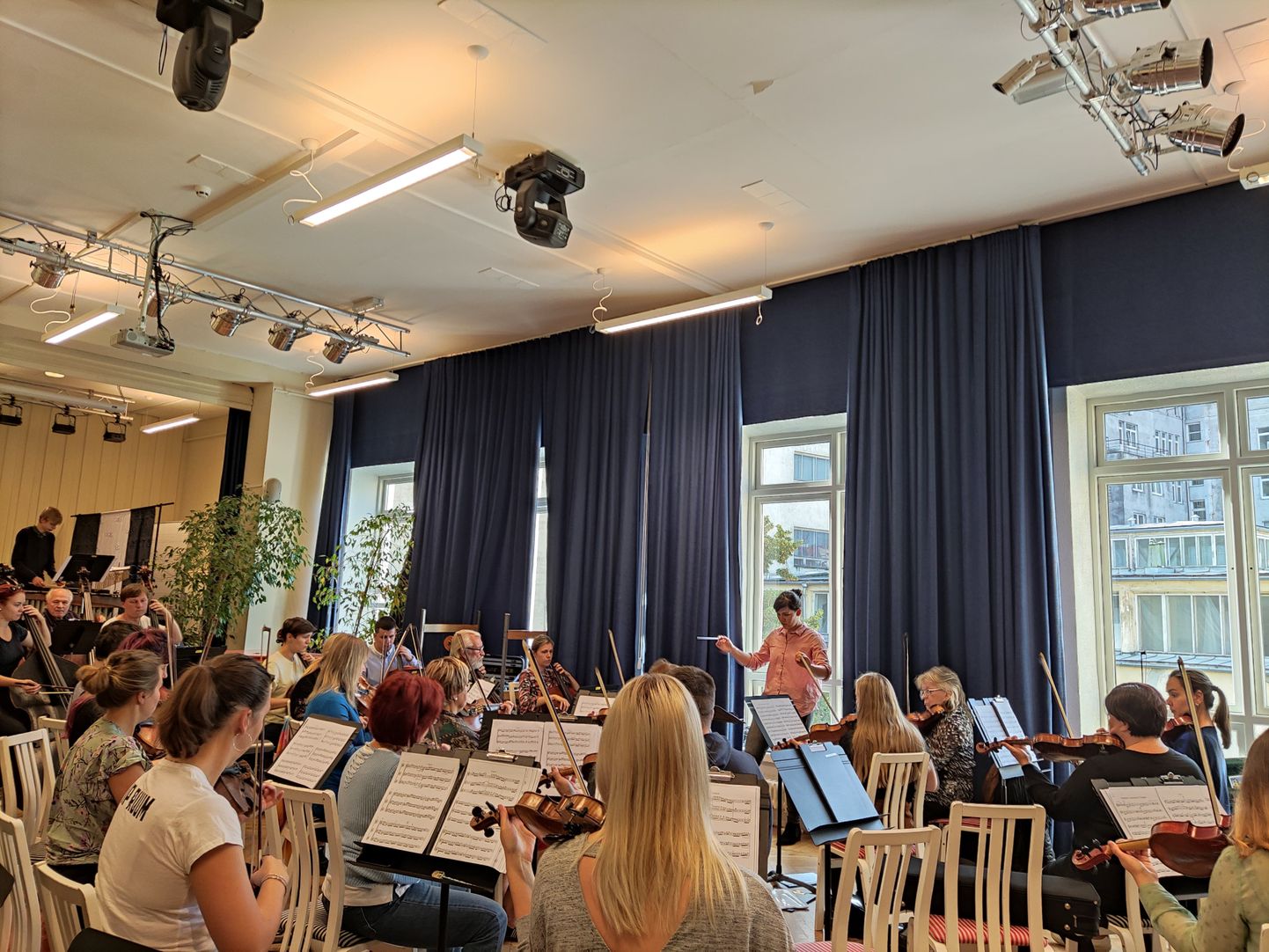 Georg Otsa nim Tallinna Muusikakooli vilistlasorkester.