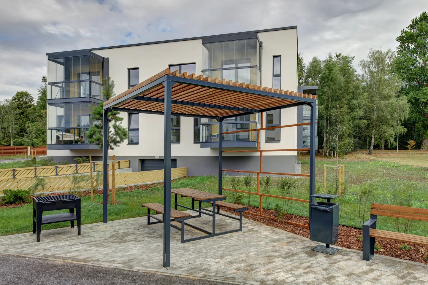 Grillinurk Bonava Pärnaõue arenduses.
