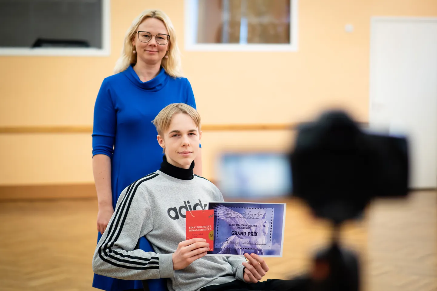 AUHINNATUD: Keskmise vanuserühma suure auhinna võitja Henry Mänd ja tema juhendaja Jaana Puksa.