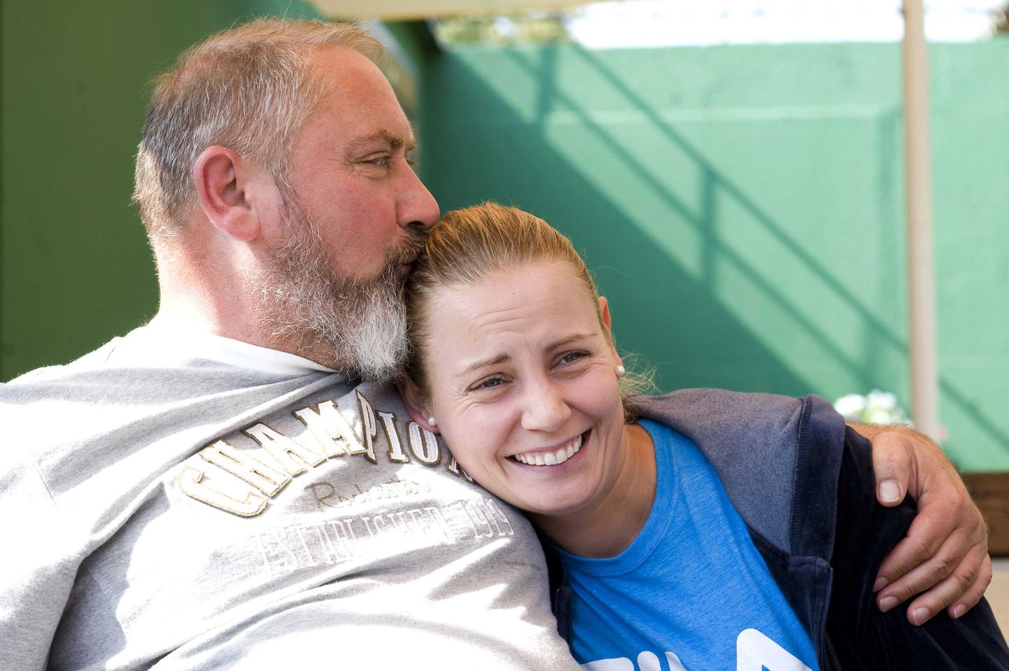Jelena Dokic isaga 2011. aastal - üks naise katsetest suhteid parandada, aga sellest ei tulnud midagi välja.