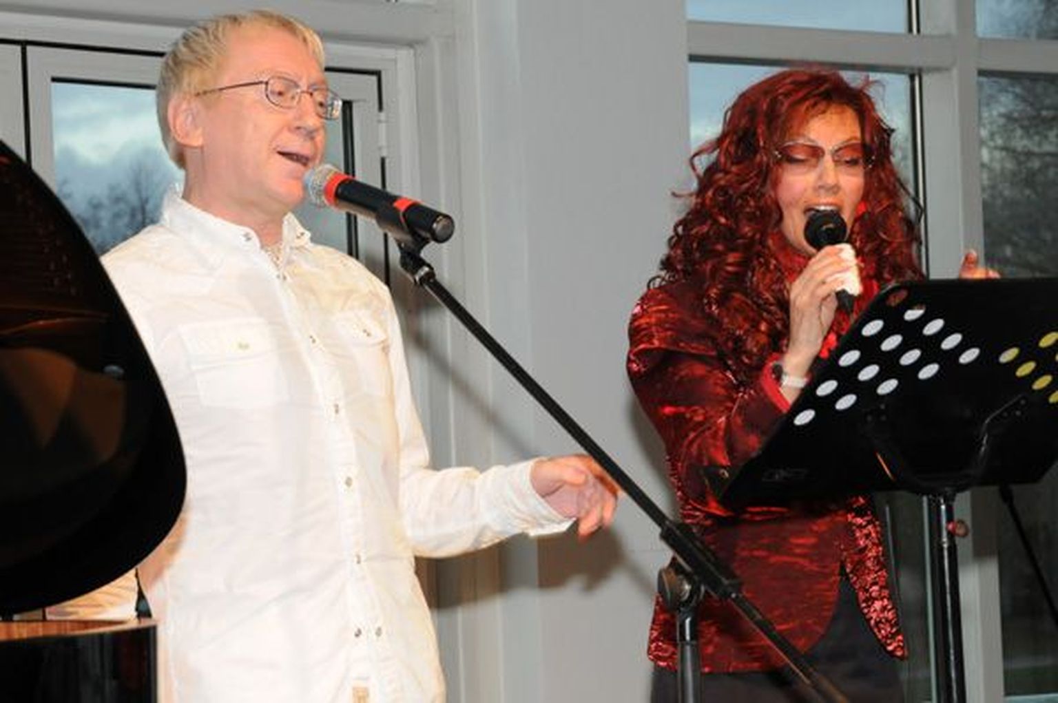 Tallinna Lauluväljaku Kultuurikeskuse avamine, 04.11.2008 - etteaste tegid ka laulutähed Linnar Priimägi ja Marju Kuut