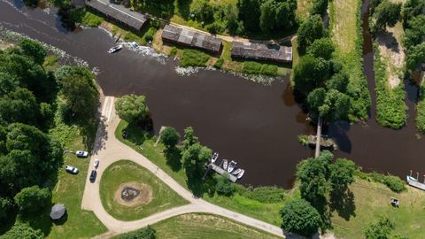 Päästjad tõid Õhne jõest välja kahe meetri sügavuselt leitud mehe