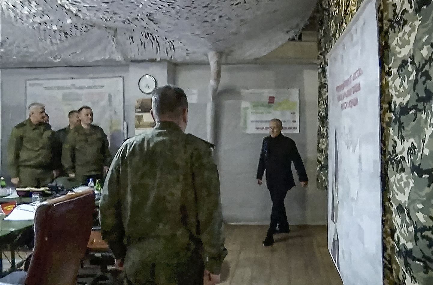 Визит Путина в штабе оккупационных сил РФ в Луганске, 18 апреля 2023 г.