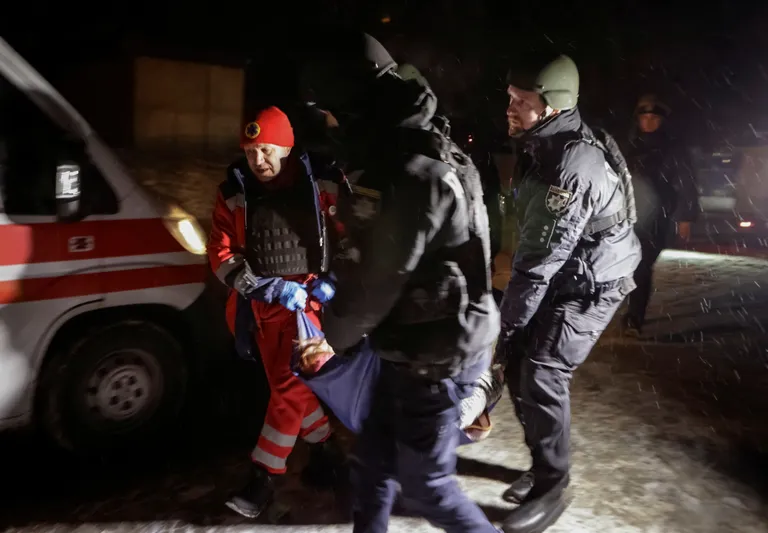 Атака российского бесплотника в Харькове.