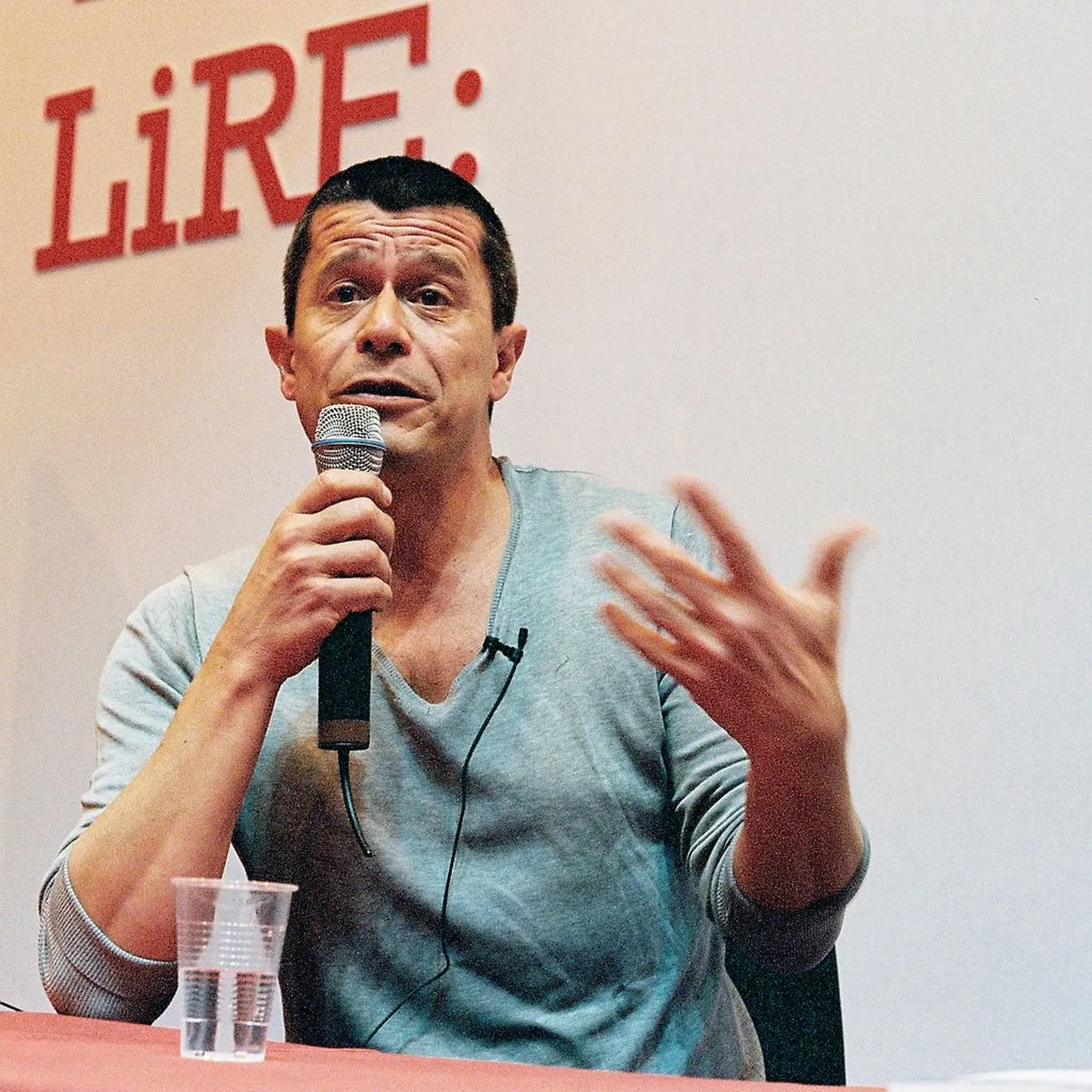 Emmanuel Carrère