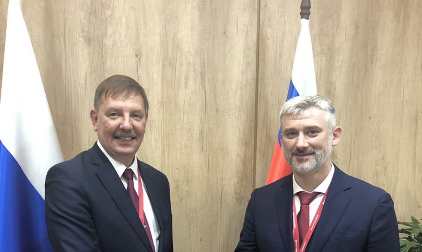 Министр экономики и инфраструктуры Таави Аас встретился в Петербурге с министром транспорта России Евгением Дитрихом.