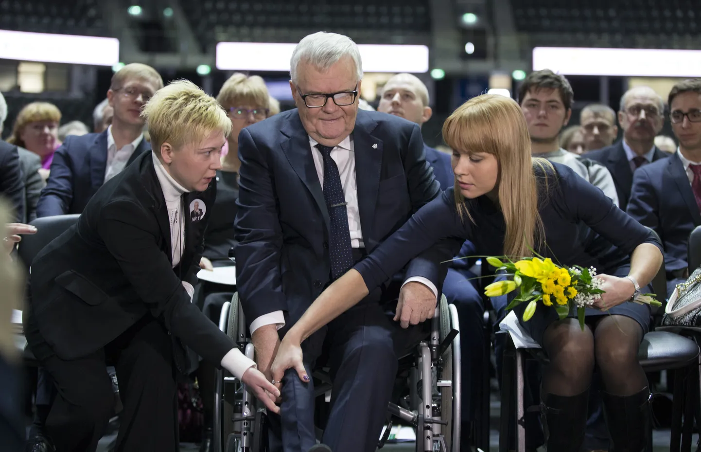 Moonika Batrakova, Edgar Savisaar, Jekaterina Fedkina. Keskerakonna kongress. 29. november 2015.