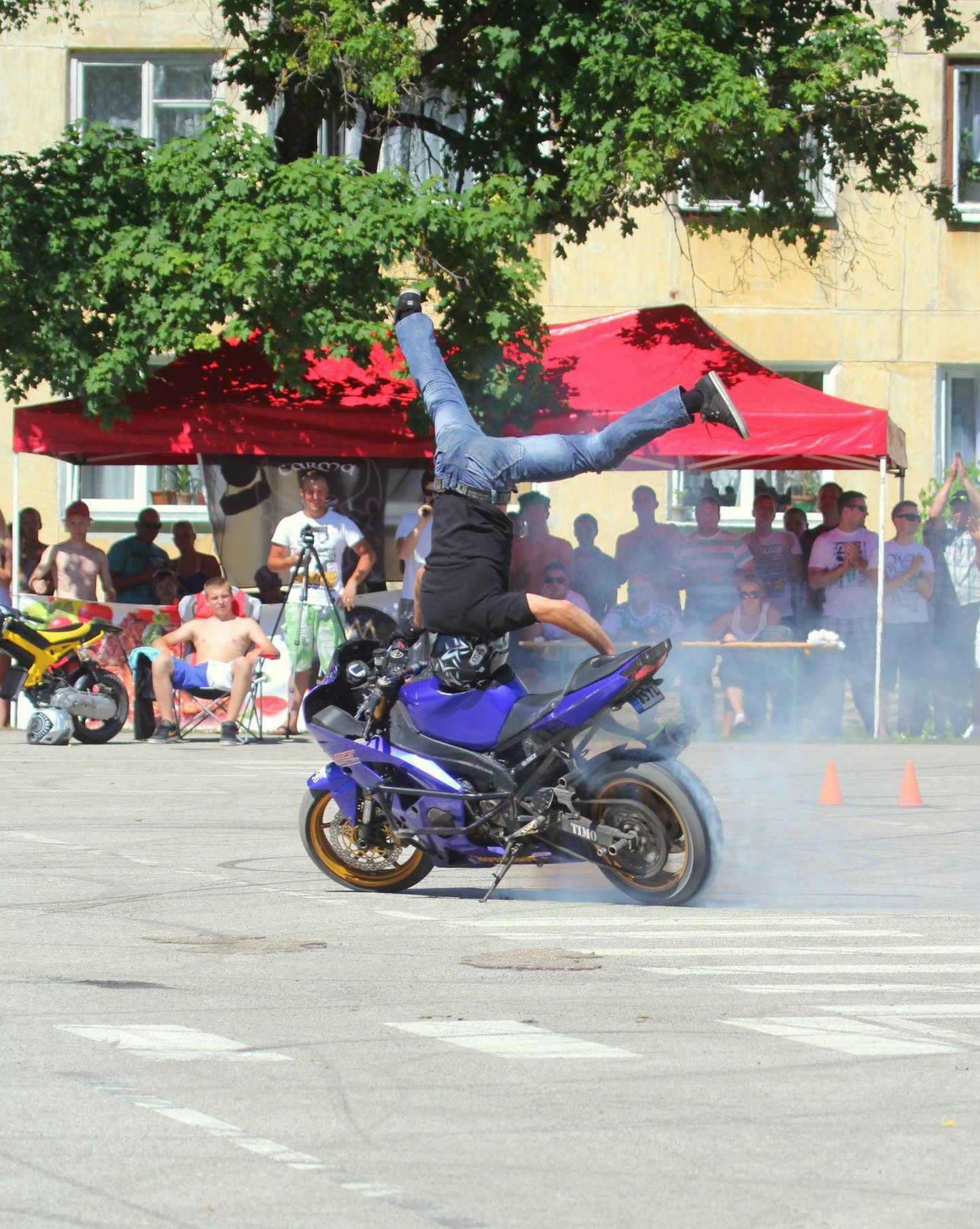 Trikimootorrataste võistlus „Valga Stunt-ride 2013"