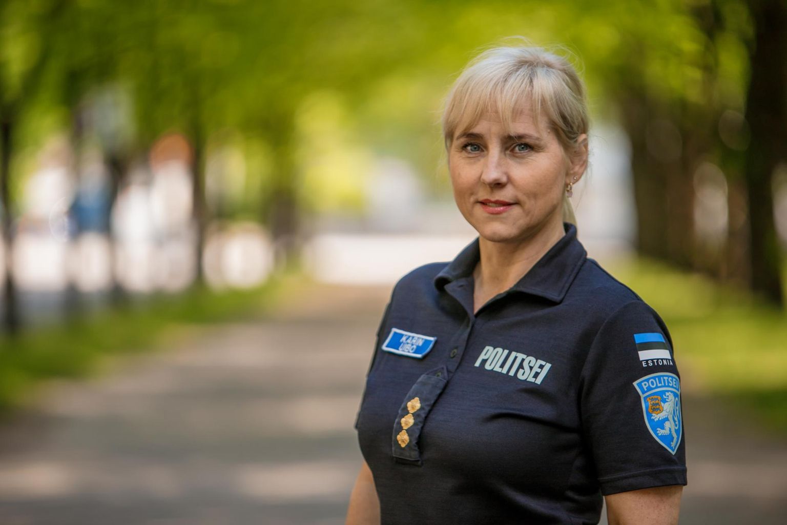 “Keskendun õnnestumistele, mis toidavad emotsionaalselt,” ütleb Pärnu politseijaoskonna piirkonnavanem Karin Uibo, kes töötab politseis 1996. aastast, tegeleb riskiperedega ning pälvib “Zonta tunnustab” auhinna.