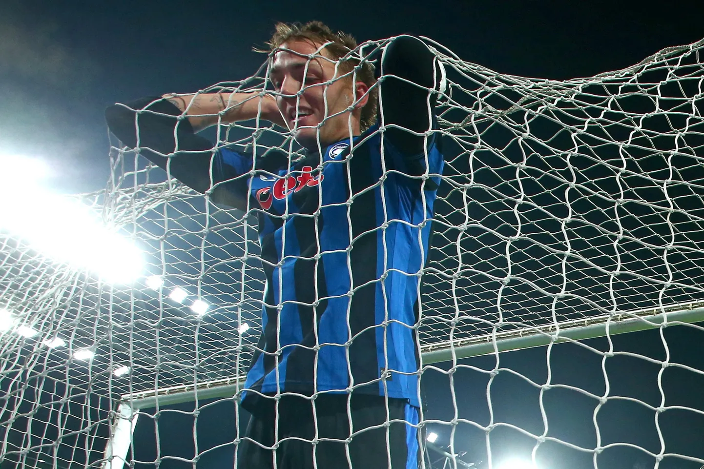 Bergamo Atalanta vahetusest sekkunud ründaja Mateo Retegui oli viimastel sekunditel väga lähedal viigiväravale, kuid tehnika vedas alt.