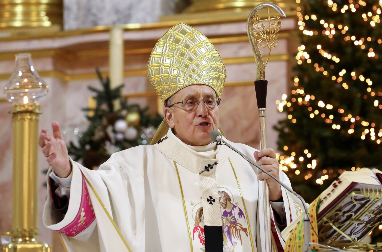 Bijušais Baltkrievijas katoļu baznīcas vadītājs Tadeušs Kondrusevičs. 24.decembris, 2020