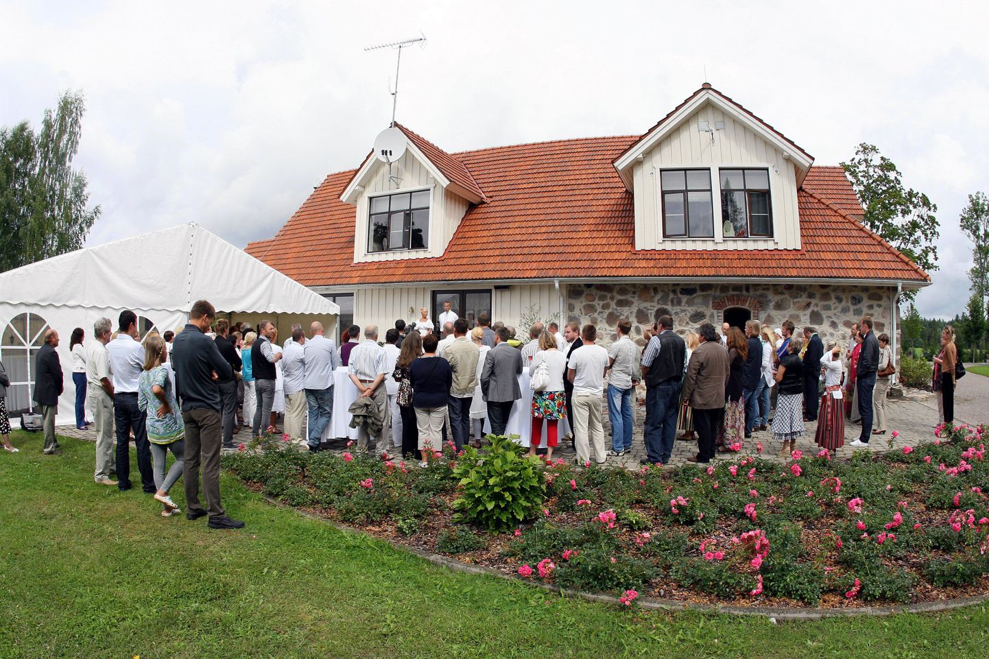 Mullu suvel kogunesid presidendi tallu Eesti tunnustatud kokad ja mahetoidutootjad.