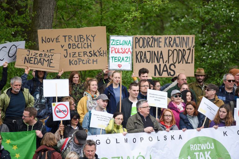Mullu kevadel korraldasid Saksamaa, Poola ja Tšehhi kliimaaktivistid ühisprotesti Turów kaevanduse ja elektrijaama laiendamise vastu.