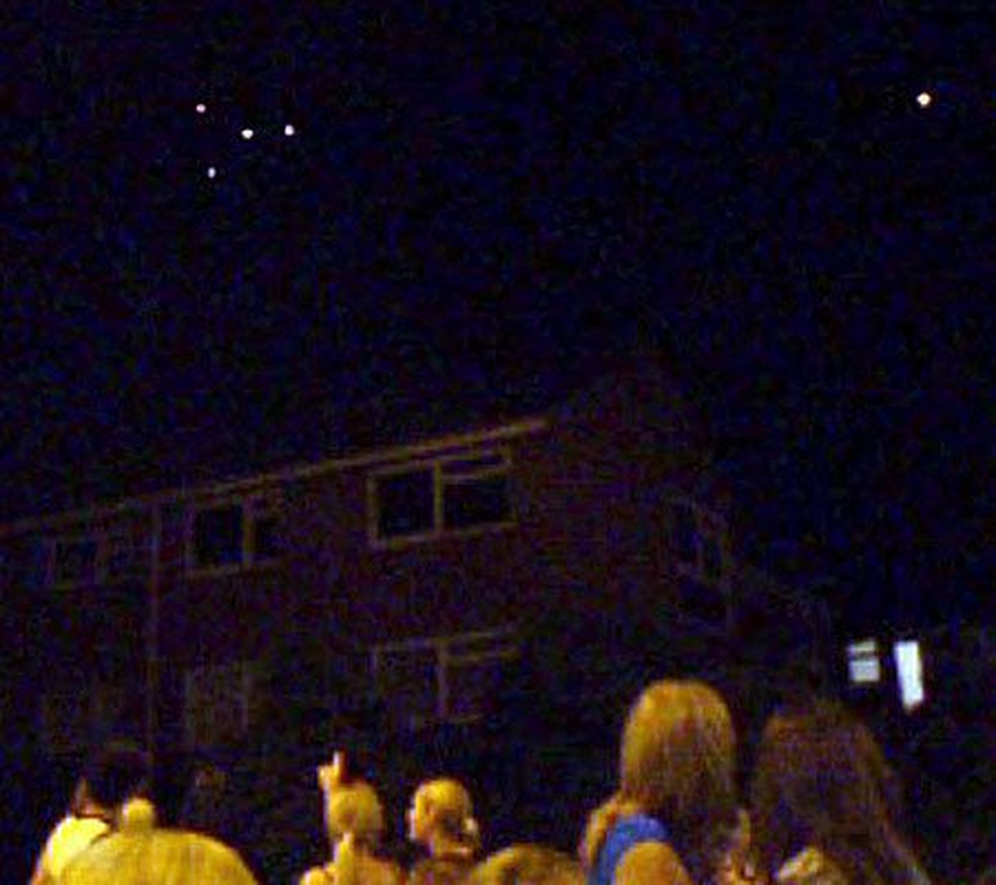 UFOd Stratford-upon-Avoni kohal
