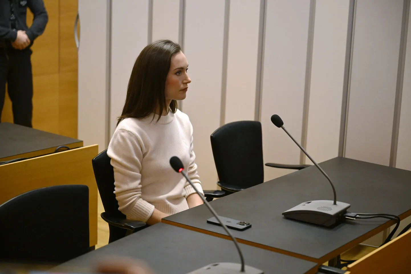 Soome endine peaminister Sanna Marin 17. jaanuaril 2025 Helsingi ringkonnakohtus. Kohus määras Marini jälitajale pikendatud lähenemiskeelu kuni 2026. aasta jaanuarini.