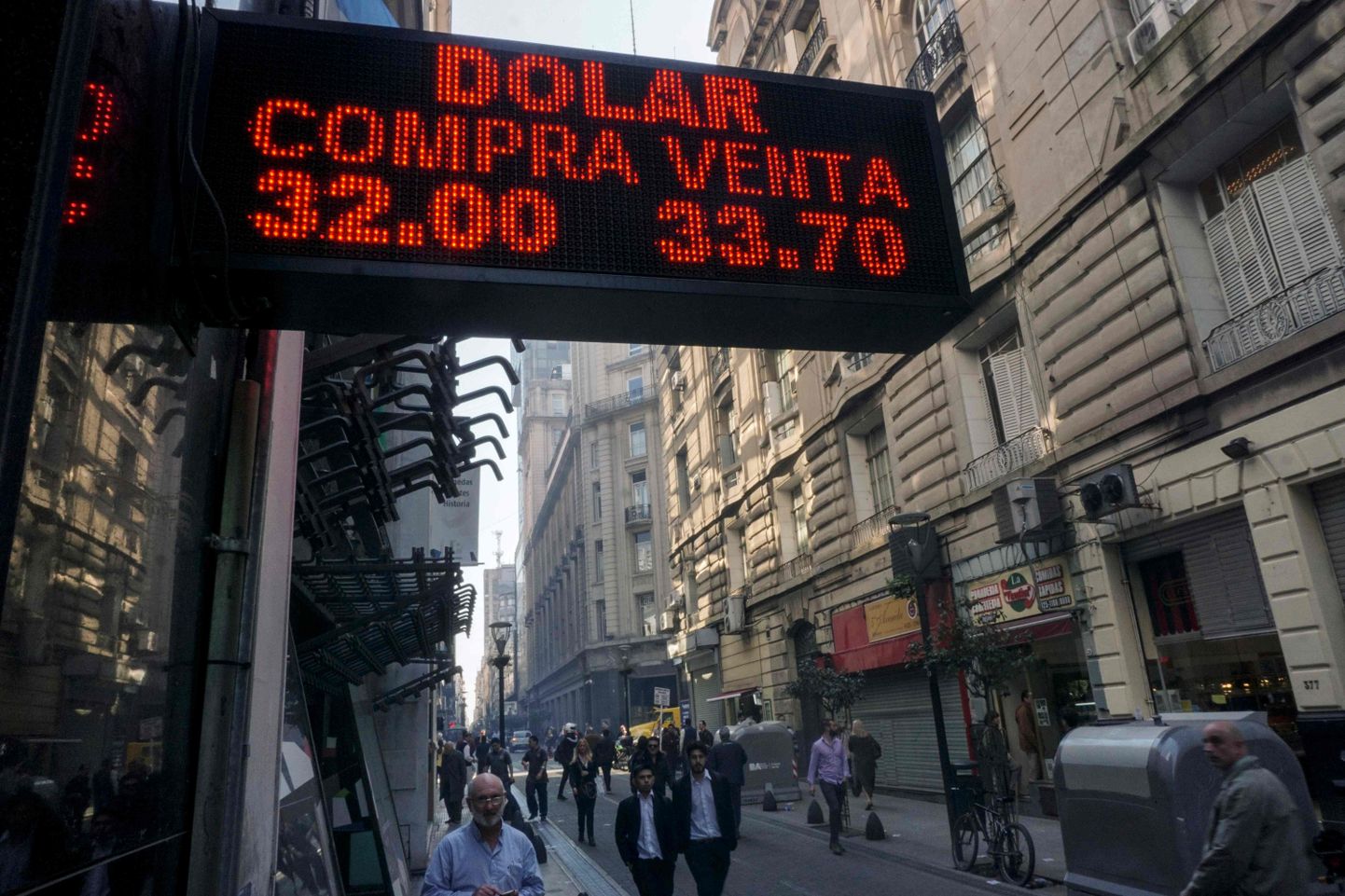 Valuutavahetus Buenos Aireses 29. augustil