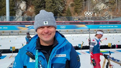 PM OLÜMPIAL ⟩ Anterselva lasketiiru bossil Hillar Zahknal jäävad poeg Rene laskmised nägemata