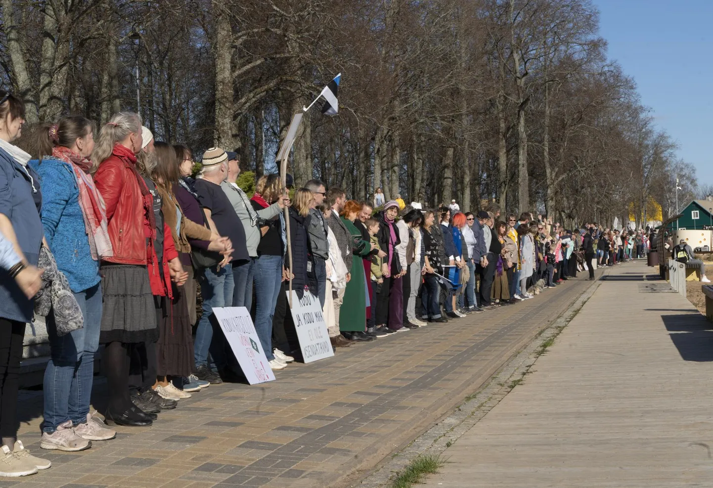 Акция протеста против расширения полигона Нурсипалу.