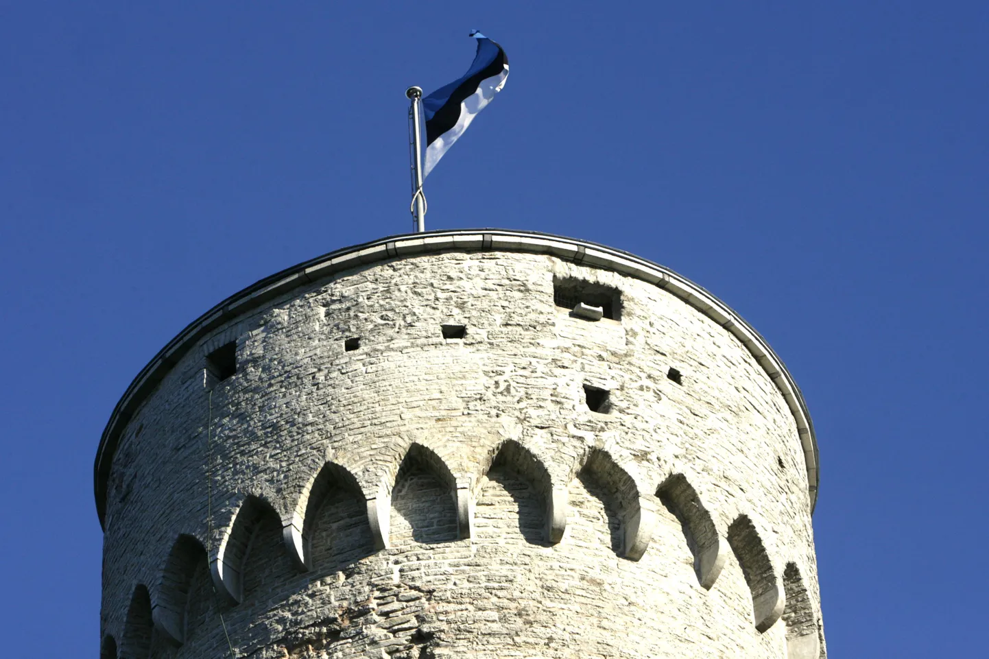 Eesti lipp Pika Hermanni tornis.