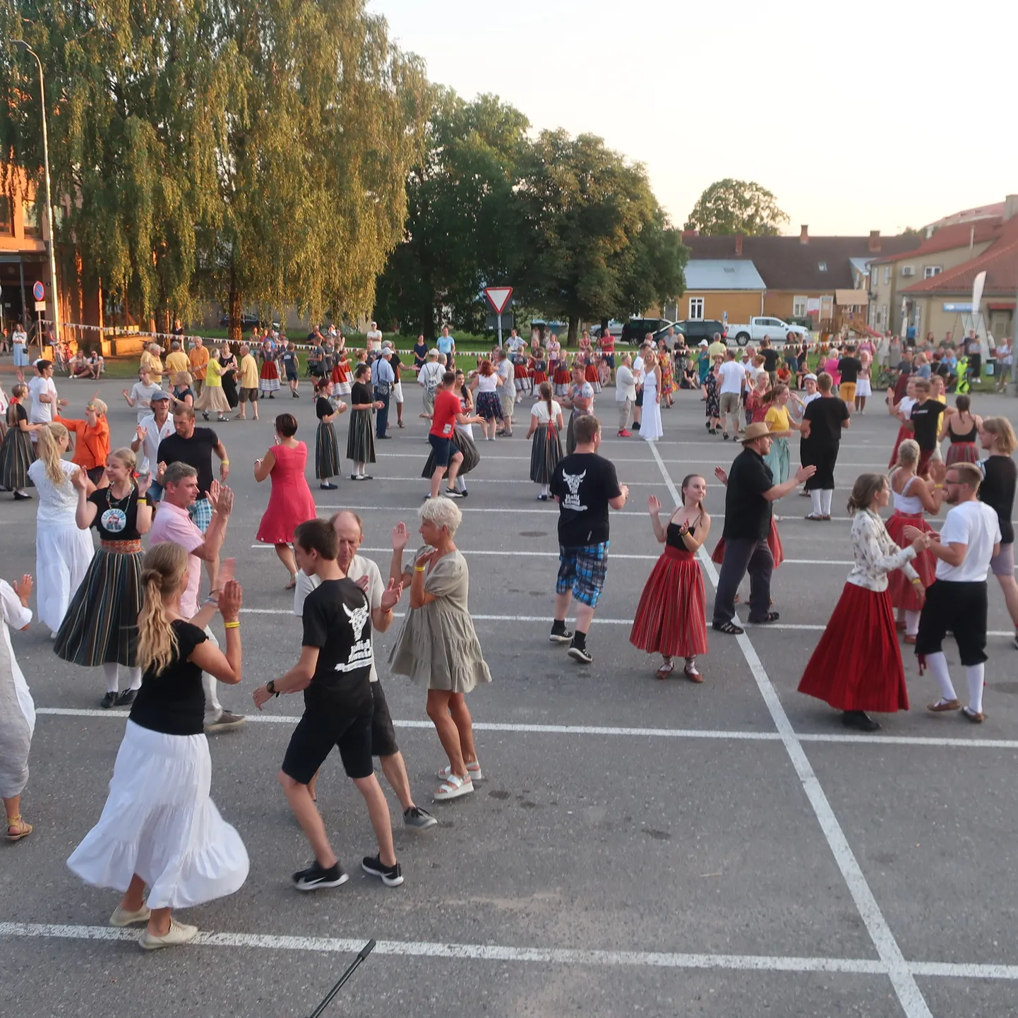 Võru pärimustantsu festival, 10. juuli.