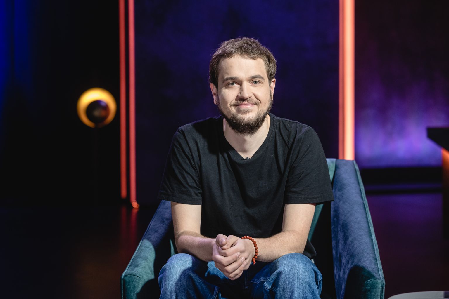 Püstijalakoomik Sander Õigus.