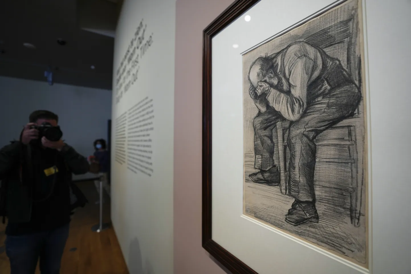 Vincent van Goghi joonistus «Kurnatu» Amsterdami muuseumis.
