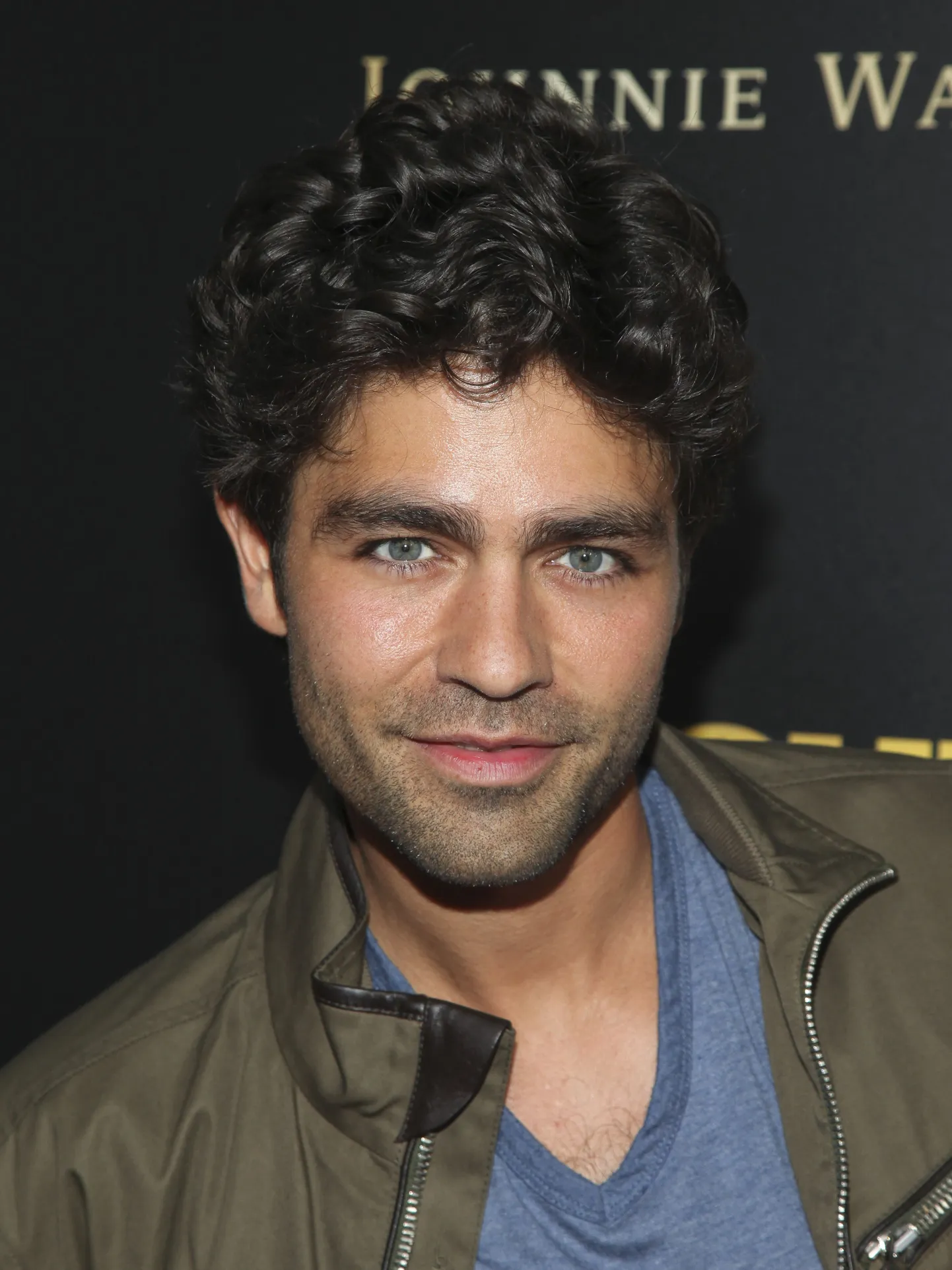 Adrian Grenier.