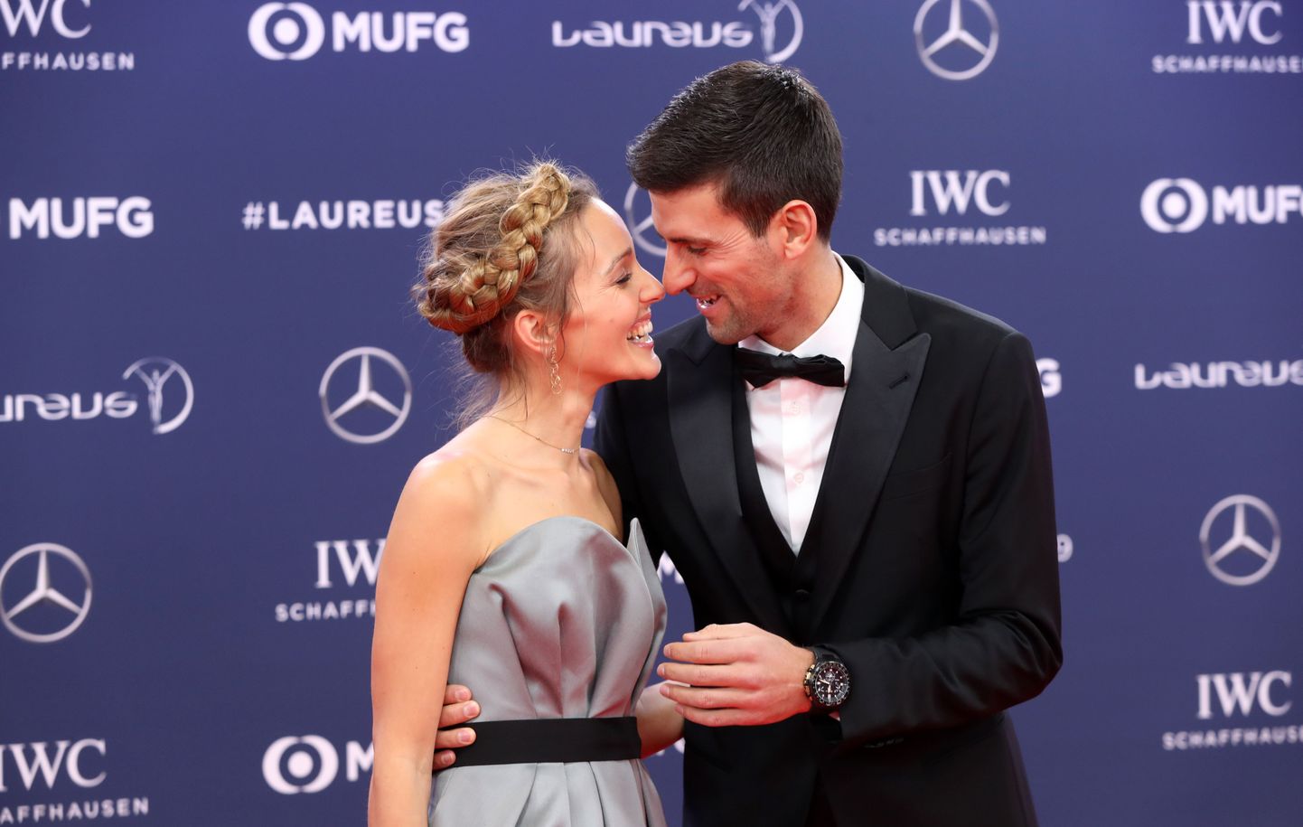 Serbian tennisetäht Novak Djokovic koos oma abikaasa Jelenaga 2019. aasta Laureuse auhindade galal.