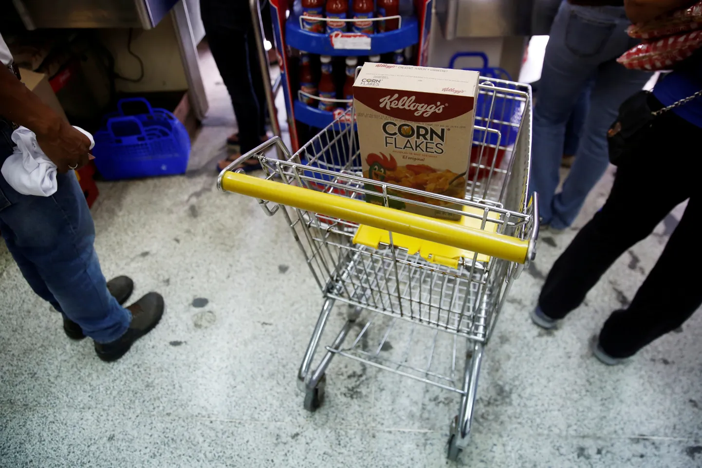 Kellogg'si maisihelveste karp Caracase turul.